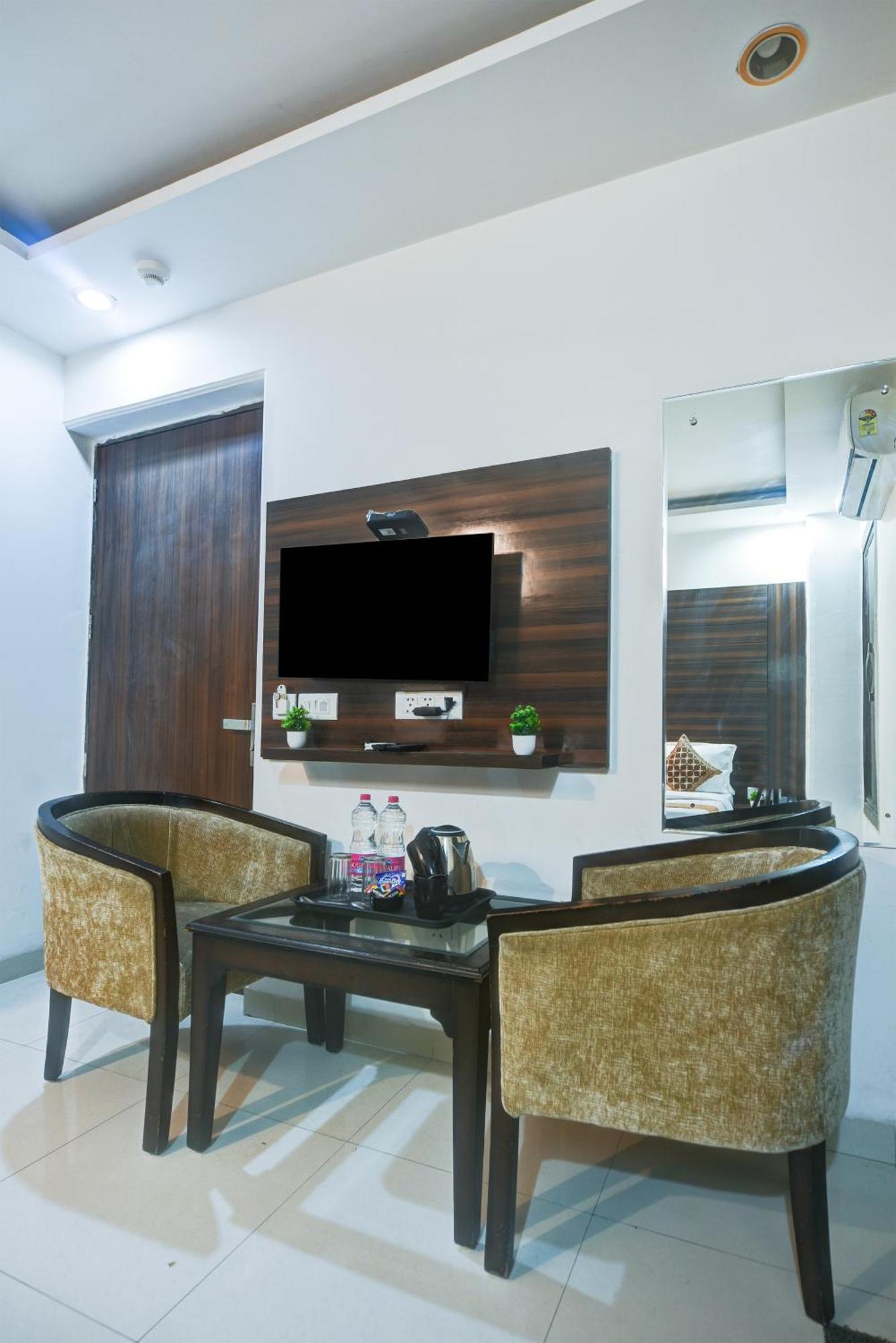 Airport Devrana Hotel New Delhi