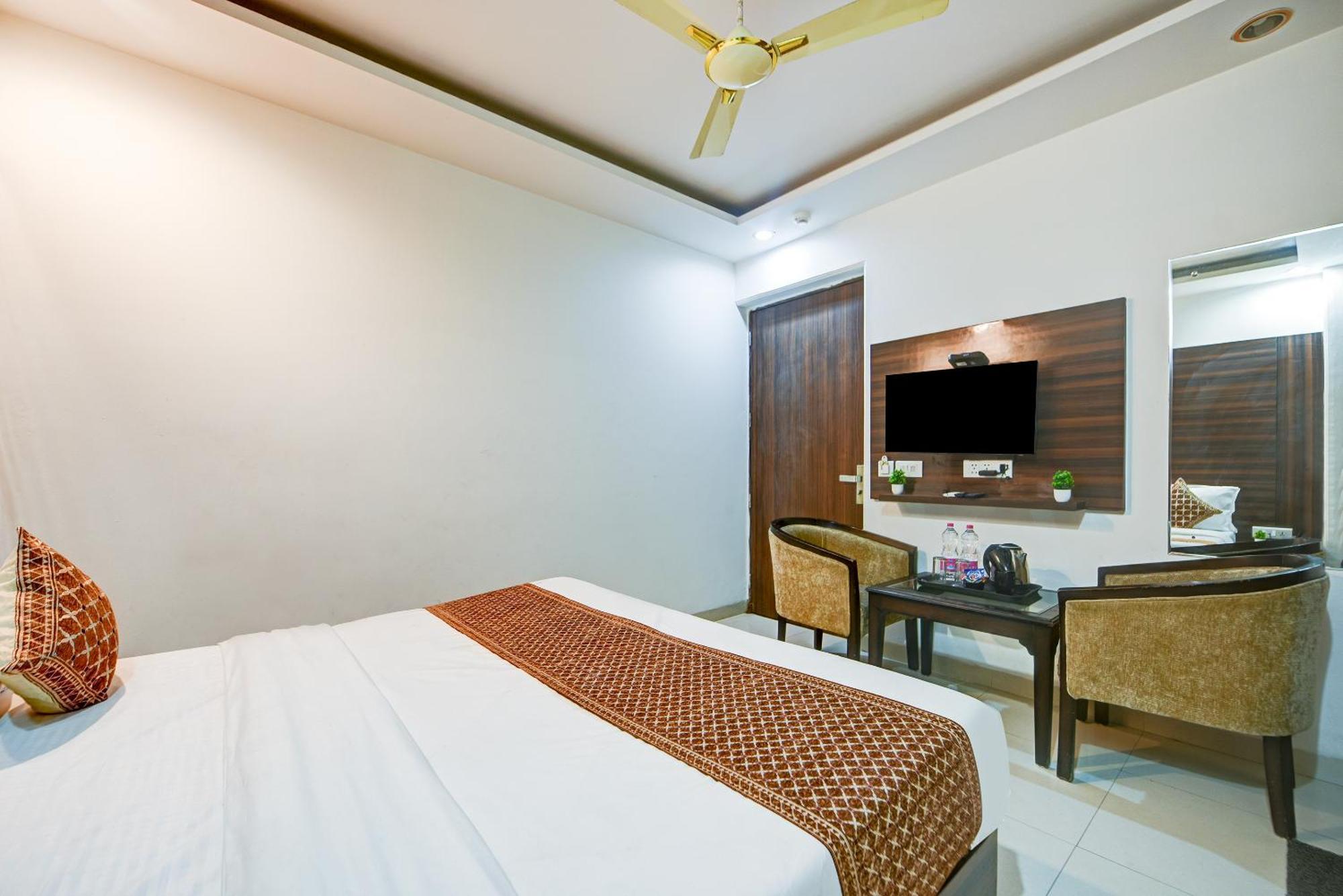 Hotel Airport Devrana 4*
